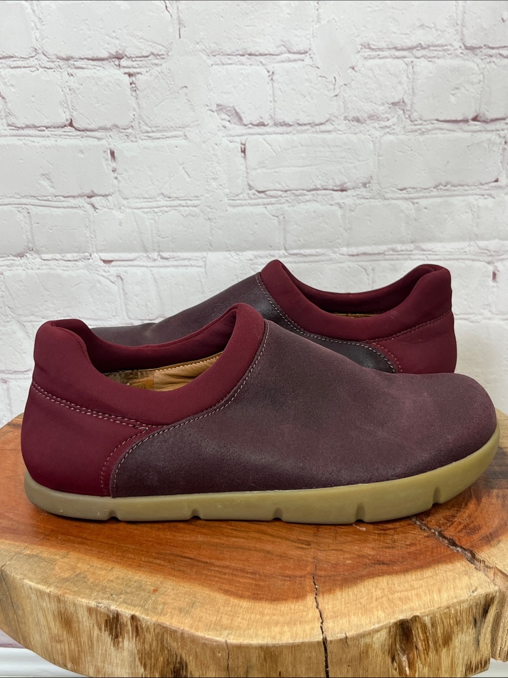 Kalso Earth Mana Slip On Shoe in Burgundy Size 10